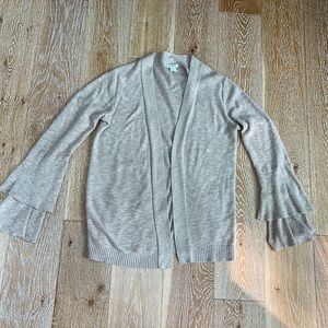 J Crew Light eight sweater. Perfect for all seasons.